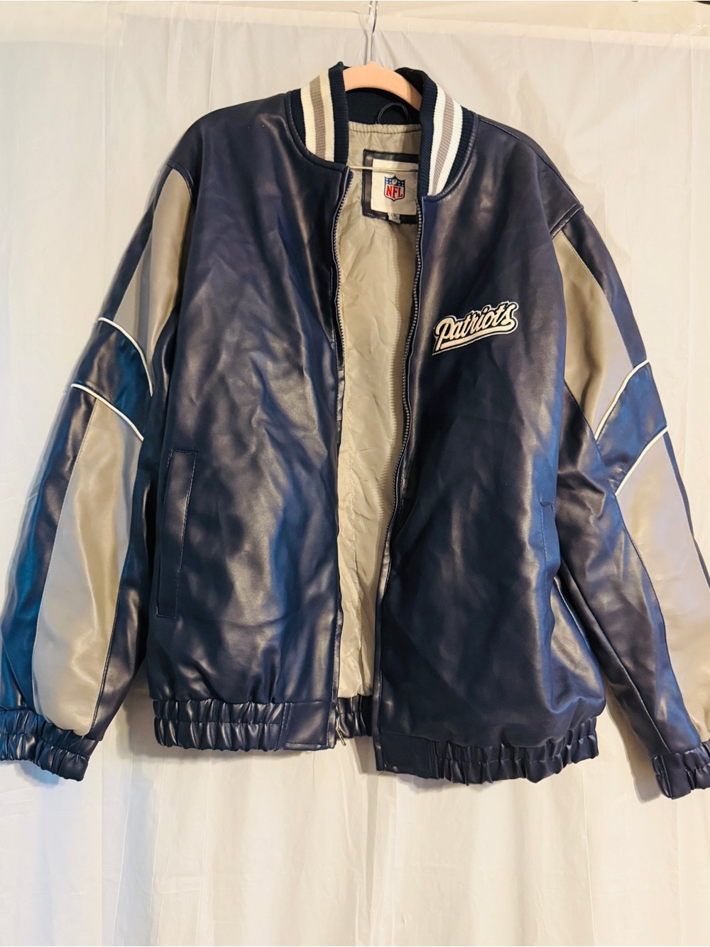 New England Patriots G-III NFL Faux Leather Varsity Jacket Large Embroidered
